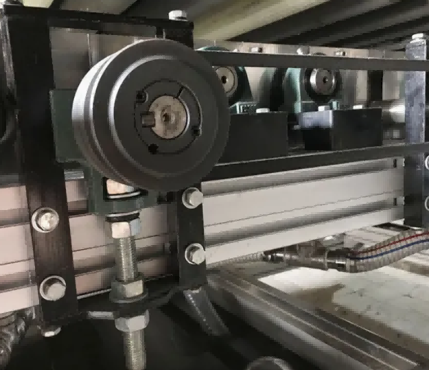 1600 mm hoogefficiënte, volautomatische was- en droogmachine voor horizontaal geïsoleerd glas