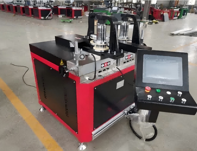 Zware CNC-profielbuigmachine voor aluminium en PVC