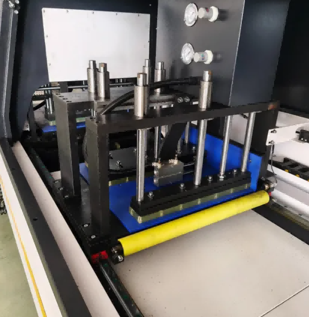 Zeer nauwkeurige CNC-cirkelzaag voor industriële aluminium profielen