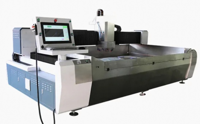 Uiterst nauwkeurige CNC-glassnijmachine voor isolatieglas